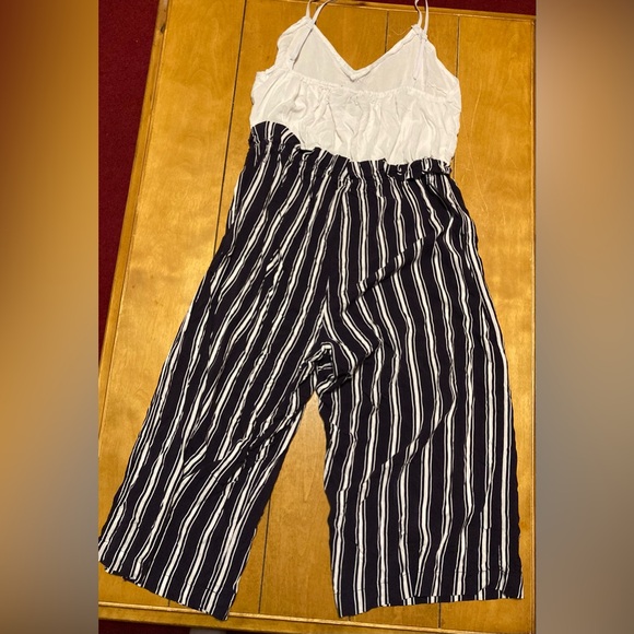Juniors Size L Derek Heart Capri Jumpsuit With Spaghetti Straps - Picture 15 of 15